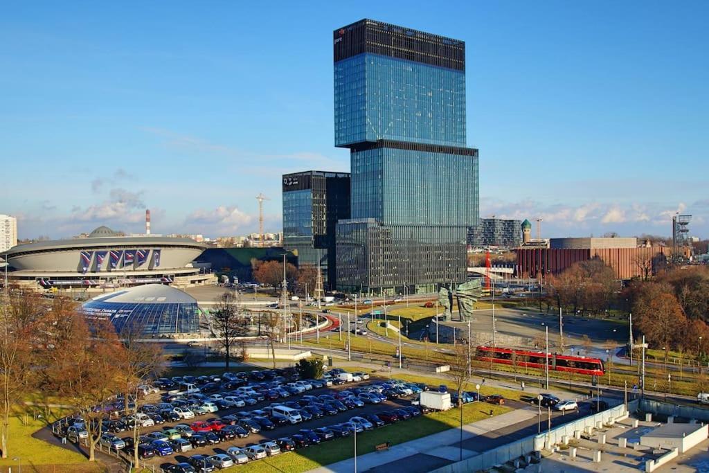 كاتوفيتسه Apartament Korfantego Citycentre Z Widokiem Na Spodek المظهر الخارجي الصورة